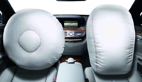 安全氣囊.jpg 安全氣囊.jpg